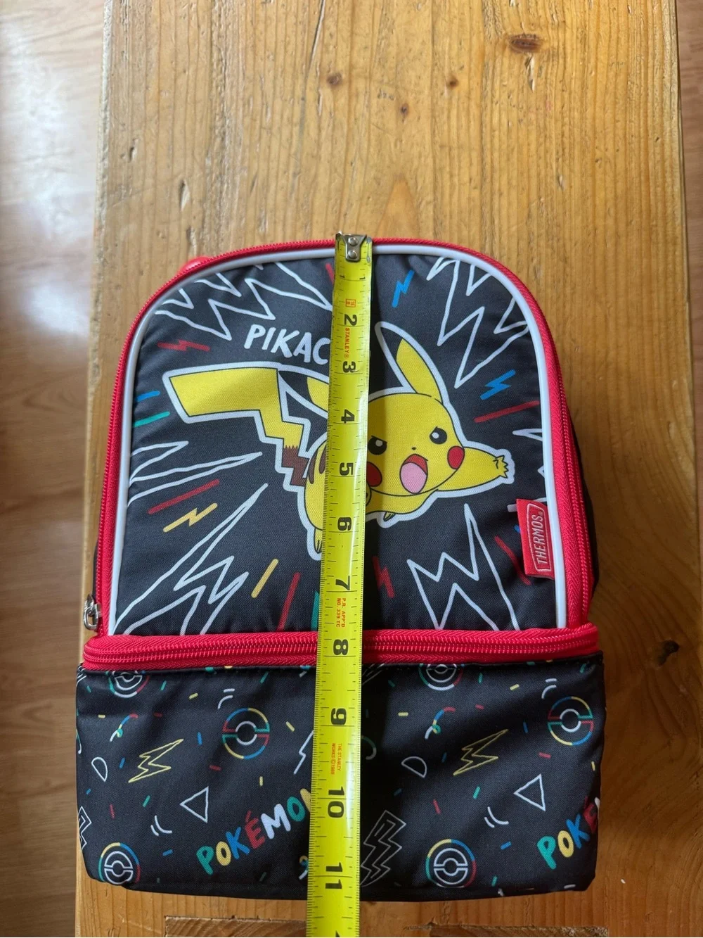 Thermos pokémon pikachu
